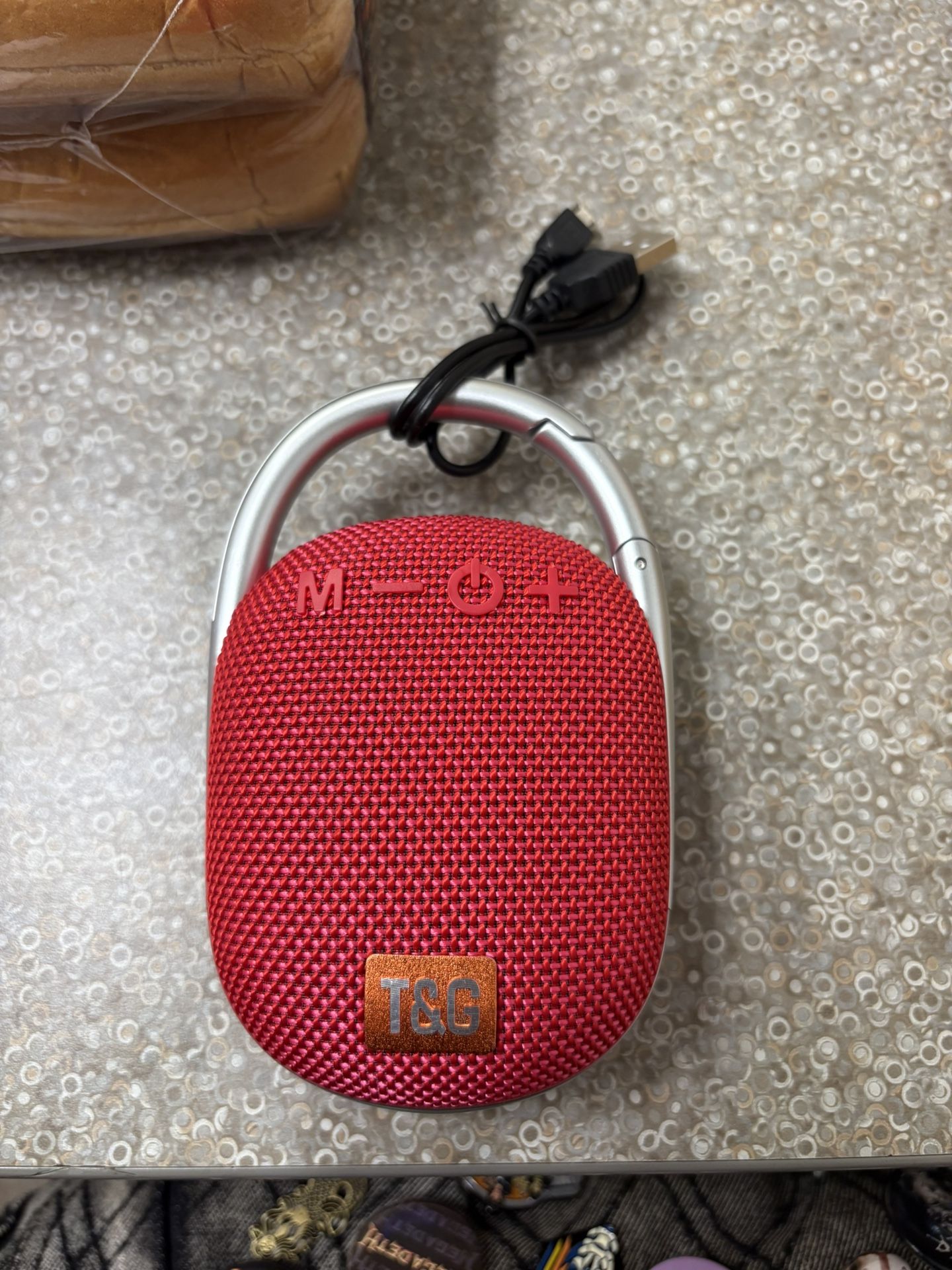 J&G Clip Portable Waterproof Bluetooth Speaker, Red