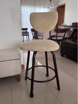 4 Counter Height Swivel Stools