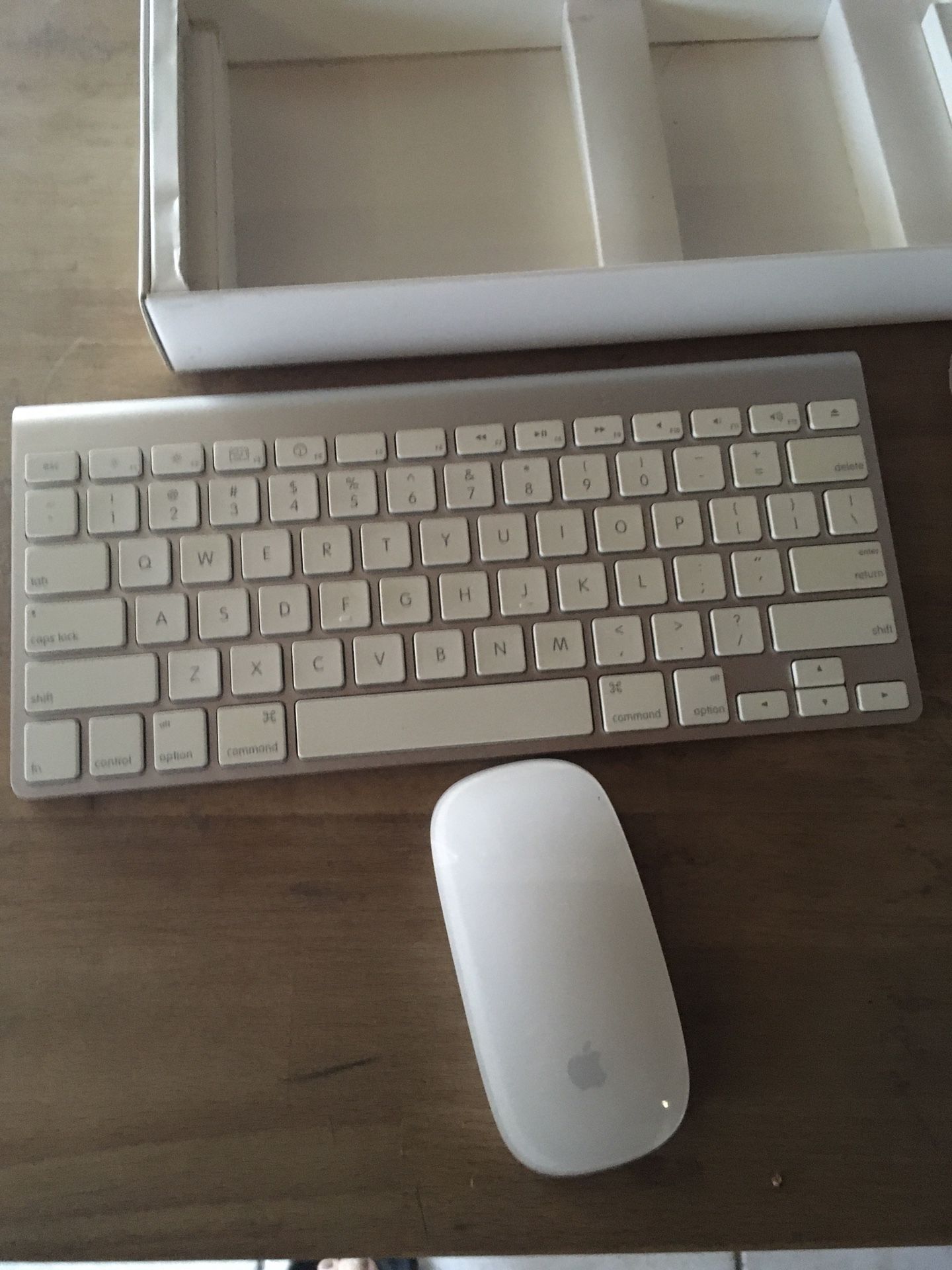 Apple Wireless Kb Mouse