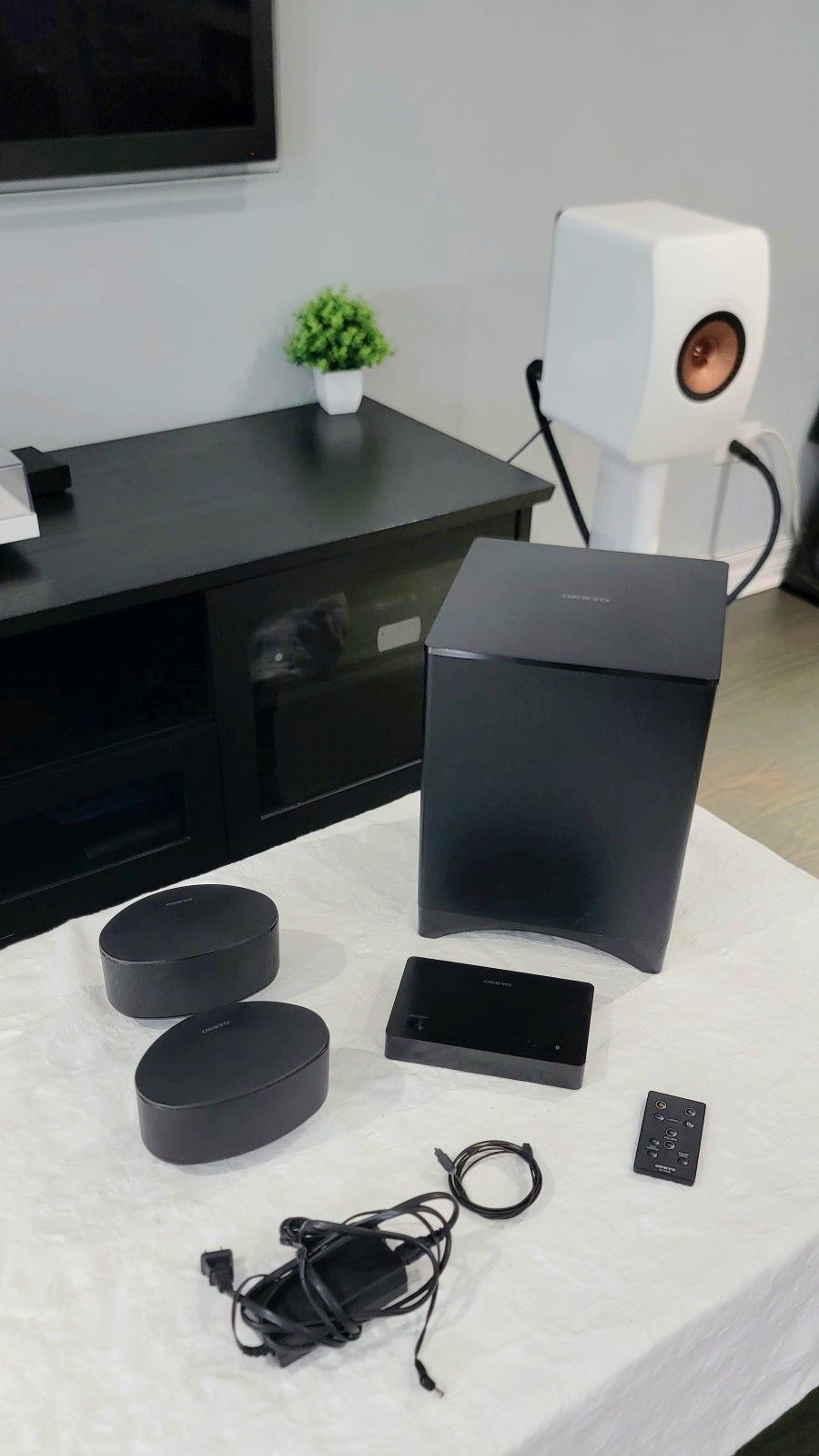 Onkyo LS3100 2.1Ch Home Theater System Bluetooth