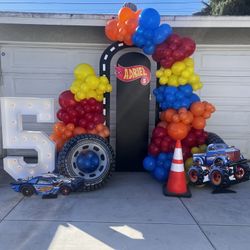 Hot wheels Set Up 