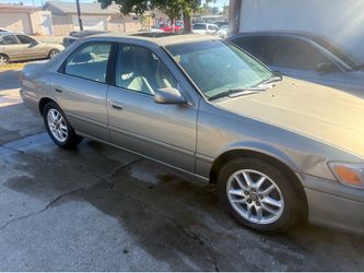 2000 Toyota Camry