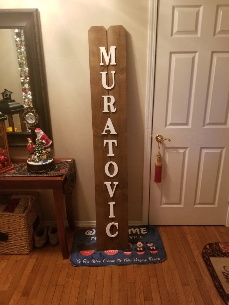 Last Name Sign