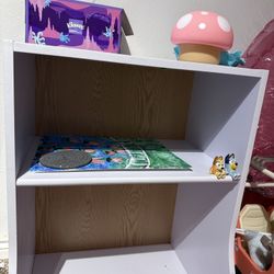 Kids bookshelf