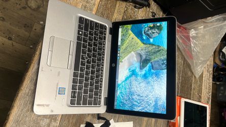 Hp laptop 11” i5 4gb 250gb Windows 10 $125