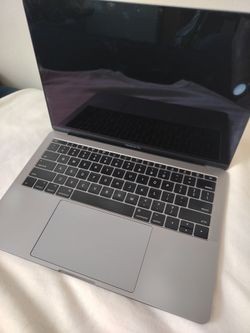 MacBook Pro ..mint condition. You will need to reinstall the o.s.i don't have time and  i don't have the patience.
