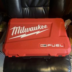 Milwaukee Drill Set 