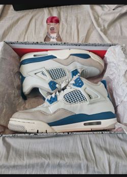 Air Jordan 4 Military Blue Sneakers