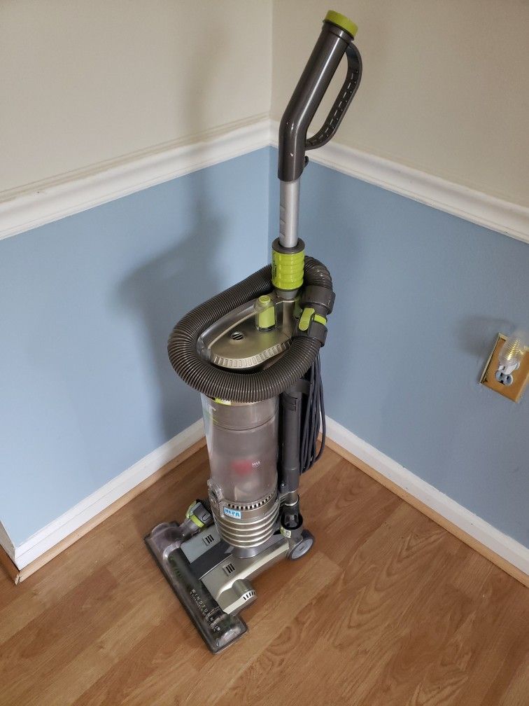 Hoover Air Windtunnel vacuum cleaner
