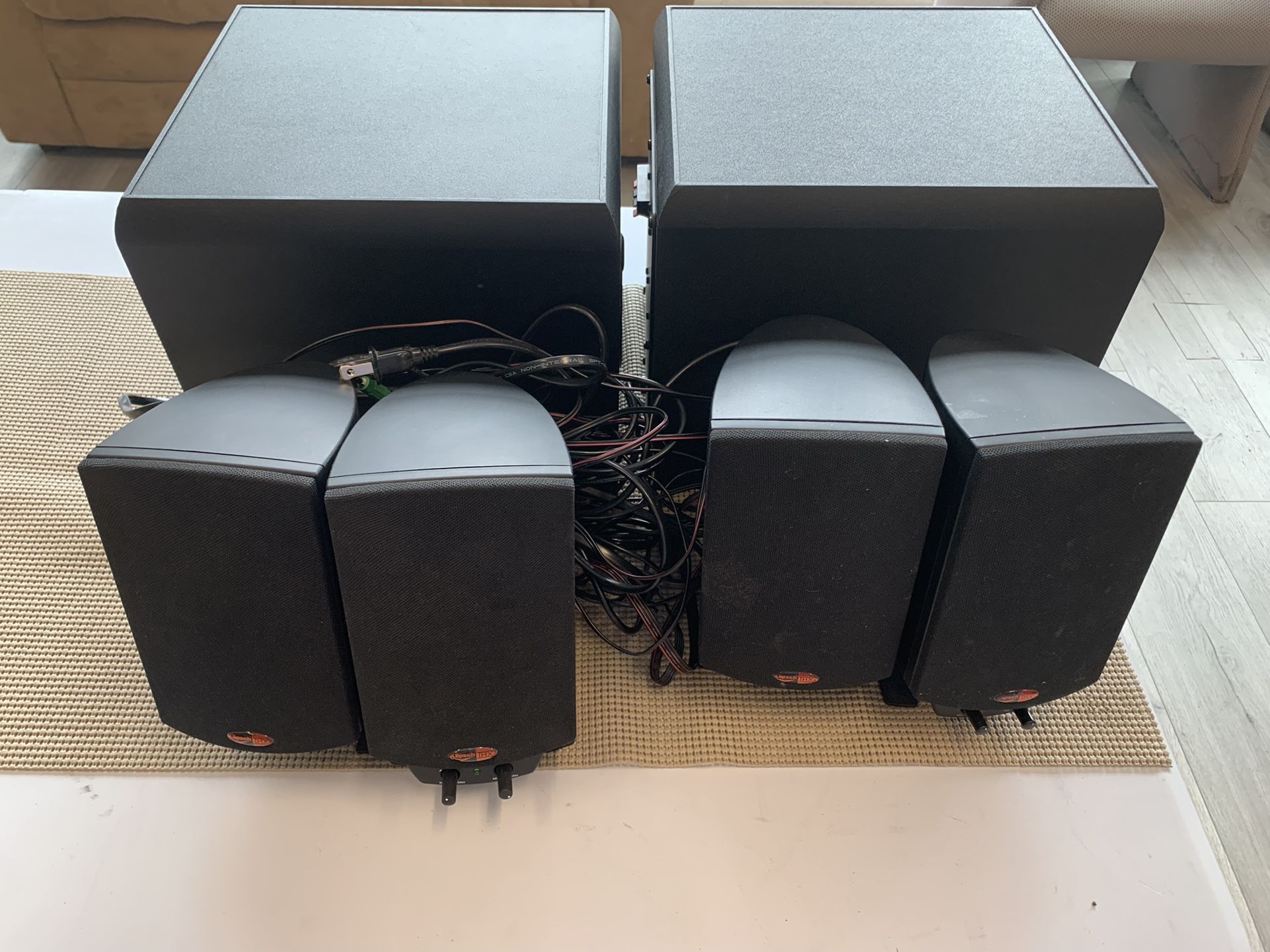 Klipsch 3pc Speaker Set $70