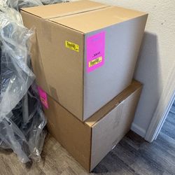 NEW TWIN SIZE BEDDING SET $50 UNOPENED STILL IN THE BOX