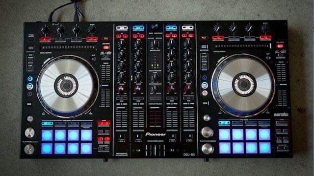 Pioneer ddj sx with case