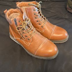 Men’s 10.5 Fur Lined Winter Motorcycle Dress Boots 