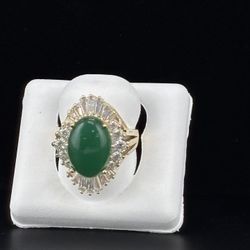 14k Green stone ring