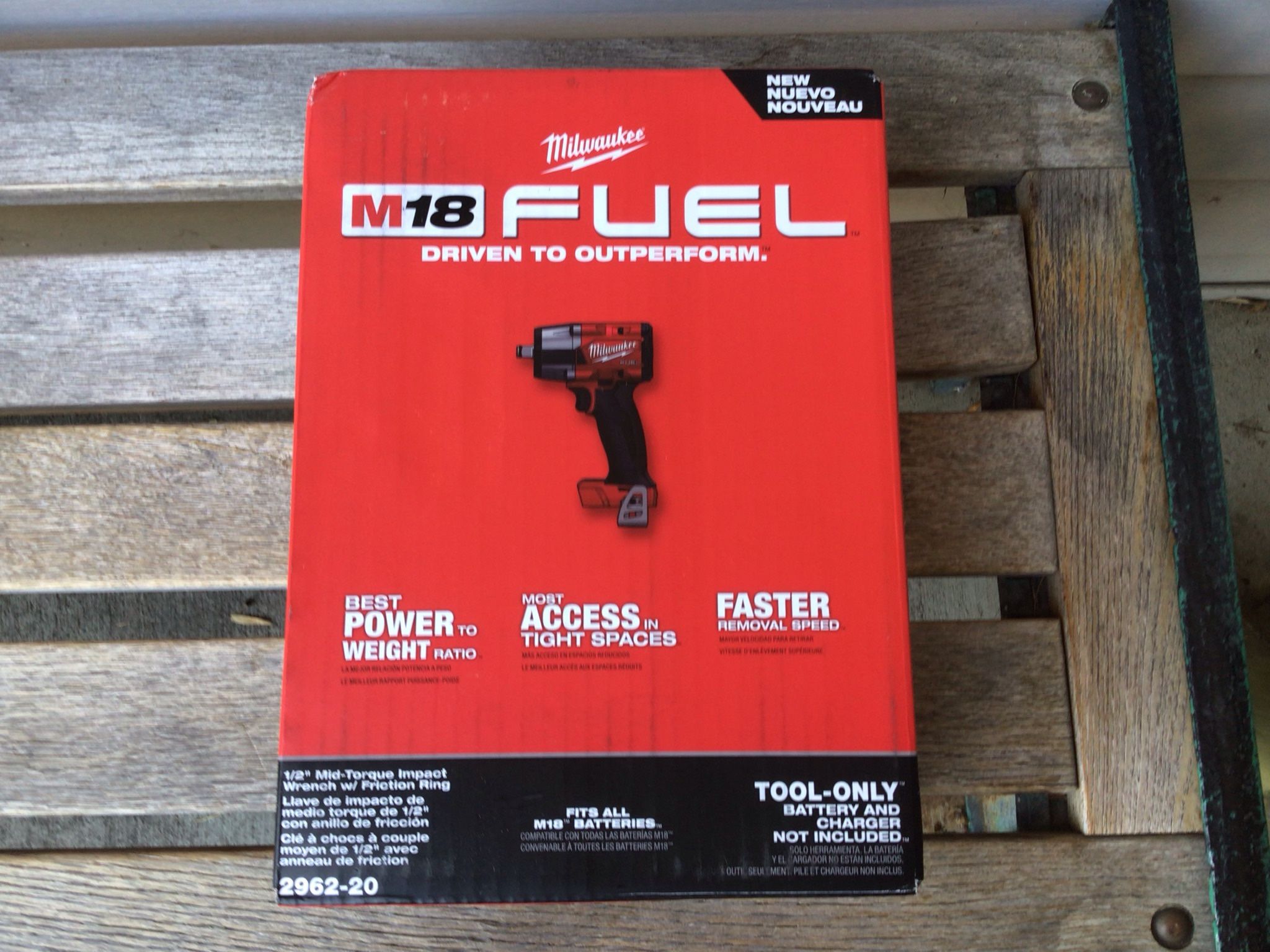 Milwaukee M18 FUEL Brushless Cordless Mid Torque 1/2 in. Impact Wrench w/Friction Ring.  Brand NEW.  Tool Only.  NUEVO.