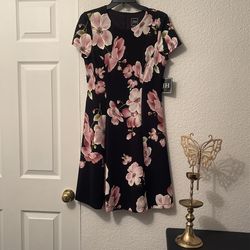 Ladies size 8 floral dress