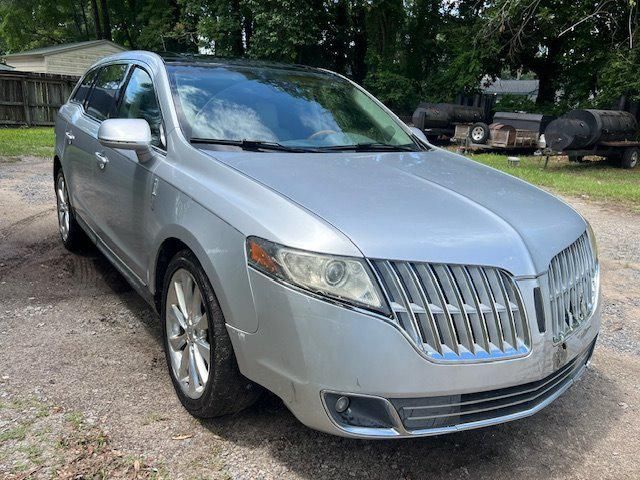 2010 Lincoln MKT