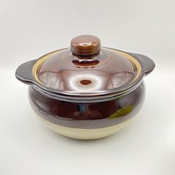 VTG MONMOUTH WESTERN STONEWARE TWO-TONED BEAN POT 9”x4” MAPLE LEAF MARK 