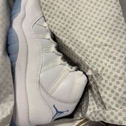 Air Jordan 11 Retro Legend Blue (2024)