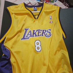 Kobe Bryant Num 8 Jersey