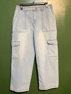 Light Wash High-Rise Wide Leg Cargo Jeans (Size Large)