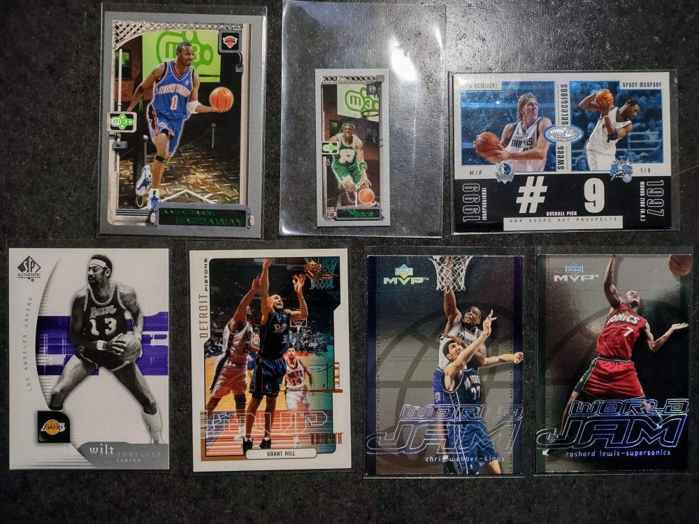 Lot Of 7 NBA Trading Cards