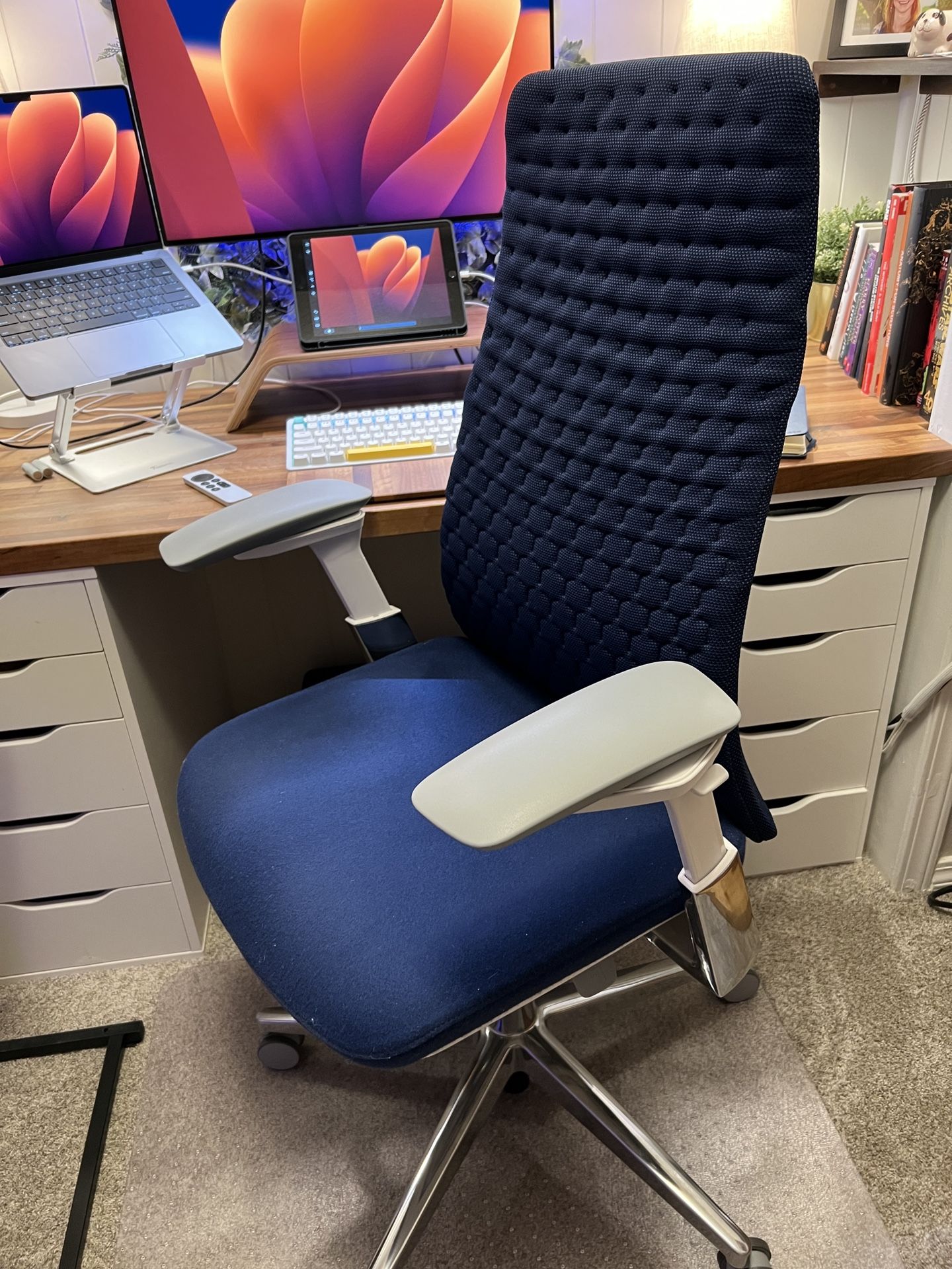 Haworth Fern Executive Office Chair - Digital Knit Finish