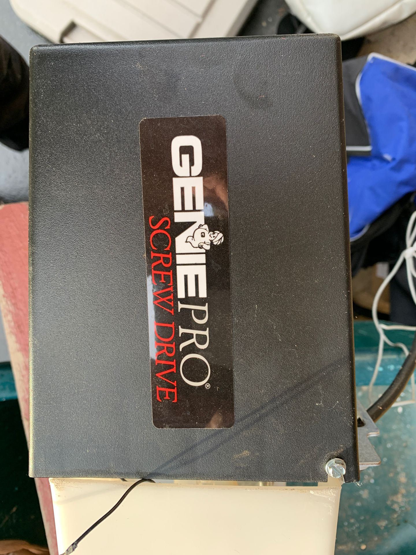 Genie Pro Screw Drive Garage door opener