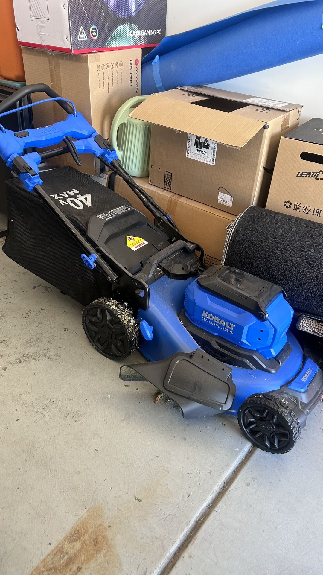 Almost BRAND NEW ELECTRIC LAWN MOWER