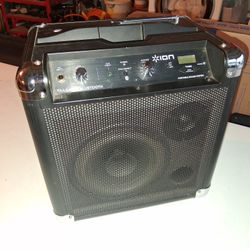 Bluetooth Speaker Works Perfect 6 $40