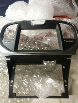 New open box 11-14 CHRYSLER 300- Center Dash