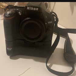Nikon D5200 Lisense