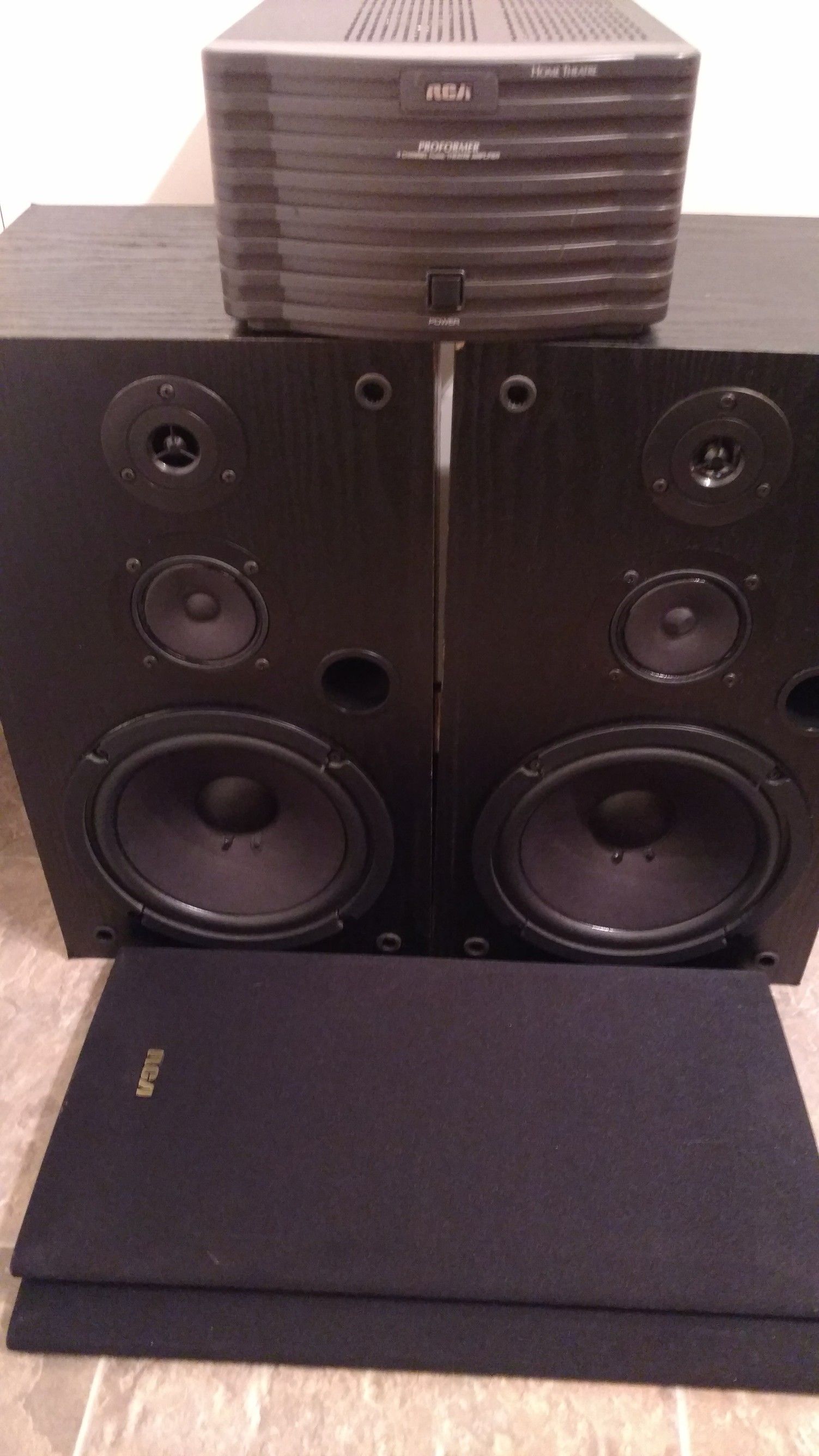 RCA HOME THEATRE AMPLIFIER