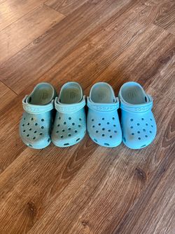 Toddler girl crocs 8C