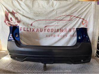 2018 2019 2020 NISSAN KICKS REAR BUMPER COVER OEM