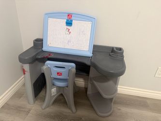 Kids Art Table