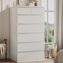 Tall White 7-Drawer Dresser - Modern, Like-New Condition!