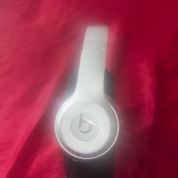 Beats Solo 3 wireless silver