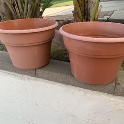 (2) Plastic Planters. 13x9 1/2 Both One Price 