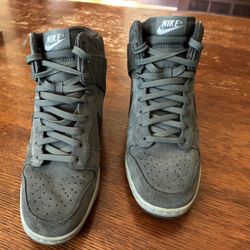 NIKE DUNK SKY HI Women's Hidden Wedges Shoes Sneakers Size 8.5