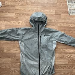 Rain Jacket /Windbreaker 