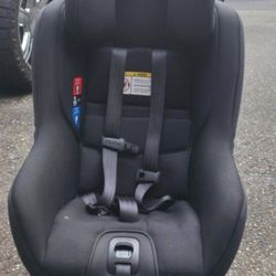 Nuna RAVA Car Seat