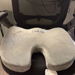 ComfiLife Memory Foam Seat Cushion – Ergonomic Coccyx Cushion