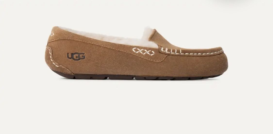 NEW UGGS