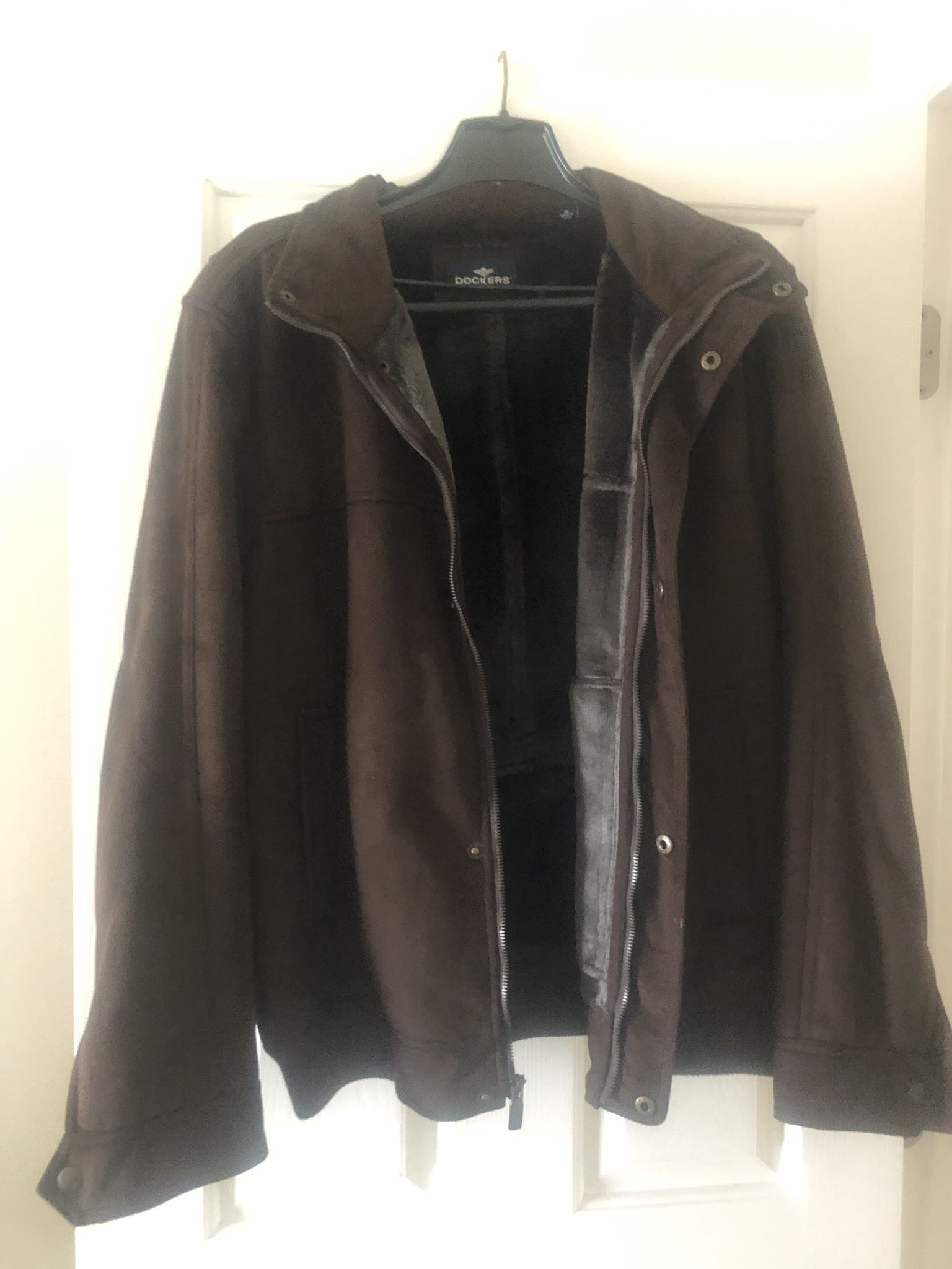 Men’s Large Jacket 44-46.