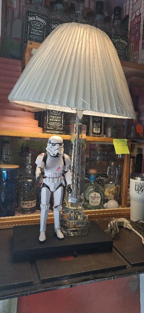 BEATIFUL CUSTOM TABLE LAMP