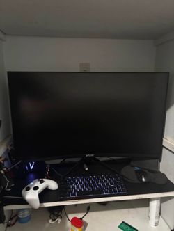 SKYTECH GAMING 32” MONITOR