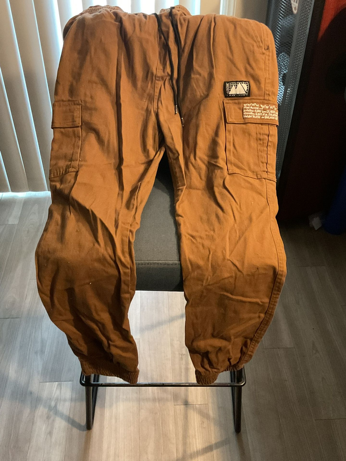 Brooklyn Cloth Men’s Cargo Joggers - Brown, Size L - Urban Streetwear Style