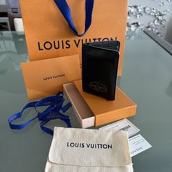 Louis Vuitton Men’s Leather Wallet