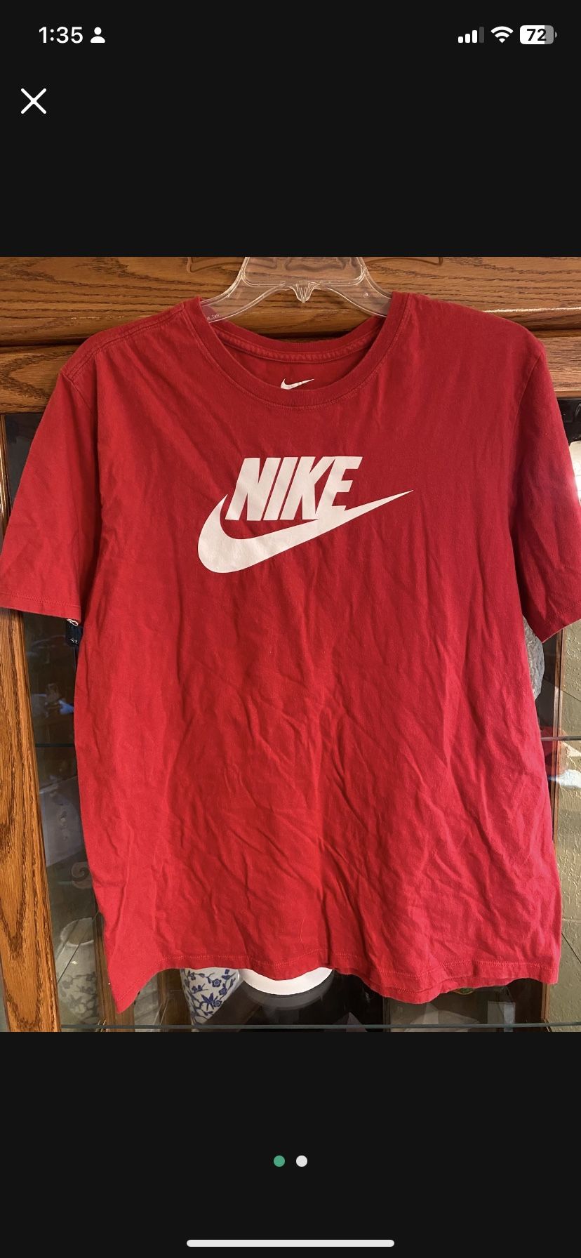 Adult Nike T-shirt